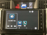 いまや必須装備「ナビゲーション」搭載!知らない場所にスイスイッとドライブ。もう、これなしではハンドルを握れませんね!でも運転中の操作は危険ですのでご注意ですね☆