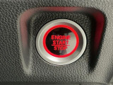 ワンプッシュでエンジンのスタート、ストップが出来て便利です。