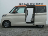 助手席側オートスライドドア付きです。(挟み込み防止機能付きです)