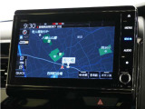 純正8インチプレミアムインターナビ(VXU-227NBi)&バックカメラが装備されているので、普段の使い勝手もロングドライブも快適です。