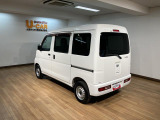 中古車は現状お渡しになるため、当店(大阪府八尾市)にご来店いただき現車確認をしていただけるお客様のみの販売とさせていただいております。また業者様への直接販売はお断りしております。