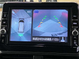 【アラウンドビューモニター】車を上から見下ろしているかのような映像で周囲の状況がひと目で確認、狭い駐車場に駐車するときも安心です♪♪障害物などがあると警告音がなりますので安心して駐車が出来ます★