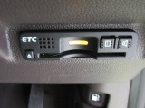ETC付!高速道路の料金所はキャッシュレスで通過です!サービスエリア等にあるスマートインターの出入りも利用可能でとっても便利☆ご納車後すぐにお使い頂けるようセットアップしてのお渡しとなります。