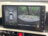 【パノラマモニター】専用のカメラにより、上から見下ろしたような視点で360度クルマの周囲を確認することができます☆死角部分も確認しやすく、狭い場所での切り返しや駐車もスムーズに行えます。