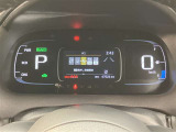 視認性の良いメ-タ-を採用しており、快適なドライブをサポ-トします♪