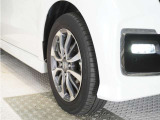 認定中古車では、厳しいHonda認定基準をクリアした厳選されたHonda認定中古車のみ、取り扱っております。「ご購入前の安心」「納車後の信頼」を車両と一緒に提供しております。