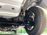 お車を安心してお乗りいただく為には、足回りの定期点検が欠かせません。サービスサポート(有償保証)では無料点検もご提供しており、安心のカーライフをお過ごしいただけるサポート体制が整っています。