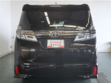 沢山乗れるのがこの車の魅力!2台で移動しないと・・・なんて時もこの車なら1台で!大活躍です♪