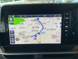 日産純正9インチメモリーナビ(MM222D-L)装備。スマートフォンによる部分地図更新、Bluetooth接続での音楽視聴、快適な画面操作と高音質なオーディオ再生。