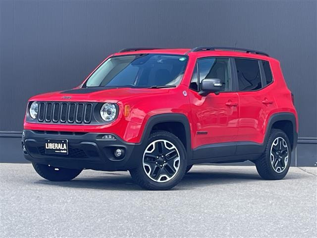レネゲード トレイルホーク ビーツ エディション 4WD 修復歴無し