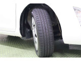 タイヤサイズ 175/65R15。