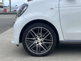 お気軽にお問い合わせください。Tel:075-325-0440 Mobile:070-2313-8676  中古車担当:時女まで