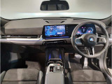 アウトバーンでの走行を見据えたBMWのブレーキシステムはもしもの時にもいち早くマシンを停止してくれます。