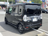 広々とした車内空間に優れた燃費性能。更にデザインも上質で人気のお車です!