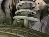 お車を安心してお乗りいただく為には、足回りの定期点検が欠かせません。サービスサポート(有償保証)では無料点検もご提供しており、安心のカーライフをお過ごしいただけるサポート体制が整っています。