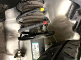 お車を安心してお乗りいただく為には、足回りの定期点検が欠かせません。サービスサポート(有償保証)では無料点検もご提供しており、安心のカーライフをお過ごしいただけるサポート体制が整っています。