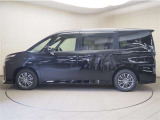 安心の納車前整備を実施します。その際にエンジンオイル、オイルエレメント、ワイパーゴムを交換いたします。