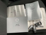 取扱説明書・メンテナンスノート(保証書)・スペアキー揃ってます。