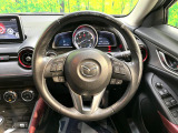 【純正革巻きステアリング】上質な革を使用することで、手にしっかり馴染みとても運転しやすいハンドルです♪