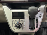 オートエアコンで操作も簡単です♪寒い冬も暑い夏でも車内快適!