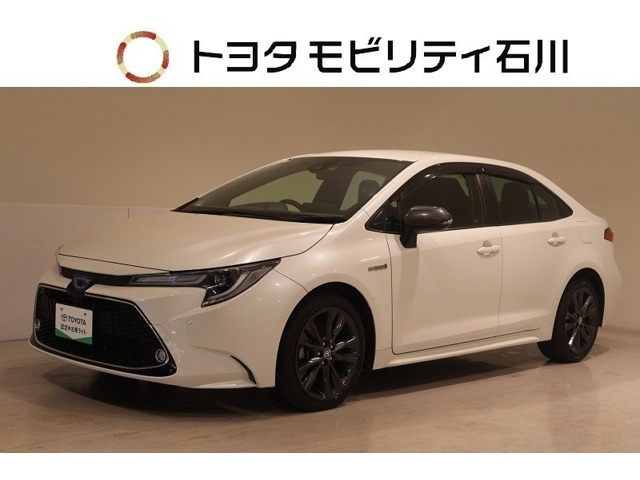 カローラ 1.8 ハイブリッド W×B E-Four 4WD 