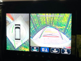 【全方位モニター用カメラ】専用のカメラにより、上から見下ろしたような視点で360度クルマの周囲を確認することができます☆死角部分も確認しやすく、狭い場所での切り返しや駐車もスムーズに行えます。