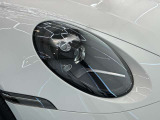3リッター水平対向6気筒 24バルブ ツインターボ 385PS/6,500rpm 45.9kgfm/1,950~5,000rpm 8速PDK 245/35ZR20 305/30ZR21 Carrera Classic wheel