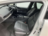 お車のご購入や整備・修理代のお支払にはトヨタのクレジットカード『TS CUBICカード』がお勧め。お買物の際にカードでお支払頂くとポイントが貯まり、トヨタのお店でカードご利用後ポイント還元ができます