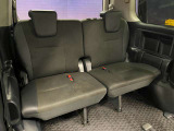 【3列シート】3列目シートはもちろん状態良好☆大人でもゆったりと座って頂けますので、大人数でのお出かけもラクラクです♪ご家族で、気の知れた仲間で、ドライブに行くのが楽しみですね♪