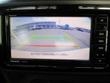バックガイドモニターで、後方を確認しながら安心して駐車することができます。運転初心者も熟練者も必須の機能ですよ!