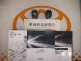 キーレス付。取扱説明書とメンテナンスノートもあります☆品質評価シート付いてます!トヨタ認定中古車ライト!!