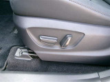 助手席側もパワーシーーとです。