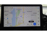 ディスプレイオーディオを装備。スマホとクルマをつなぐことで、これまでのナビに加えて、いろんなサービスが楽しめます。