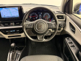 このハンドルを握った時に、車を所有している優越感を味わえますね