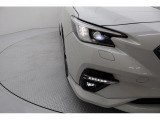 消費電力の少ないLEDヘッドランプを採用しています。フォグランプもLED仕様になっています。