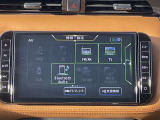 フルセグTV、AM/FMラジオ、AUX、CD録音再生、DVD再生、Bluetoothハンズフリー/音楽再生・携帯など楽しめます。