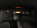 ETCが付いてます。ETC搭載車しか通過できないスマートICが利用できるようになりますよ!現在スマートICの設置箇所も増えてきているので、高速道路利用の幅が広がりますね☆