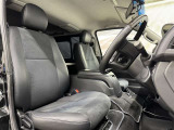 見通しのよいすっきりとした視界で、誰でも運転しやすいです。運転のしやすさは疲れにくさにも繋がりますよ♪