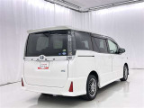 走りにこだわりながら収納力も持ち合わせたお車です。荷物を載せて軽快なドライブを楽しめますよ♪