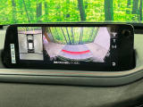 【360&deg;ビューモニター】専用のカメラにより、上から見下ろしたような視点で360度クルマの周囲を確認することができます☆死角部分も確認しやすく、狭い場所での切り返しや駐車もスムーズに行えます。