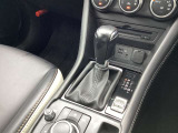 MTモード付です!MT感覚でシフトチェンジできます。MT車が少なくなってきた現在に面白さを取り入れた装備です。走る歓びを!