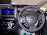 運転席周りご覧ください