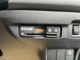 ★ETC★ ETC付きです。高速道路料金所での小銭の出し入れや雨天時における窓の開け閉めなどの煩わしさが解消できます。料金所の通過もスムーズで快適です