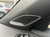 ドイツのオーディオメーカー「Burmester」と共同開発した高品質オーディオシステム。自然かつ伸びやかなサウンドを実現。まるで目の前で演奏しているかのような臨場感あふれるサウンドお楽しみいただけます。