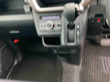 安全安心な走行のために、納車前には小さなクルマを知り尽くしたエキスパートが基本性能に関わる機能や状態を徹底的に点検しています。