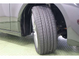 タイヤサイズ 225/45R17。