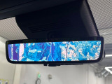 【デジタルインナーミラー】後席の大きな荷物や同乗者で後方が確認しづらい時でも安心!カメラが撮影した車両後方の映像をルームミラー内に表示。クリアな視界で状況の確認が可能です!