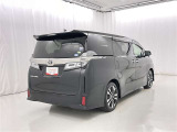 デザインも上質で人気のお車です!