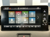 純正スマートナビ付きです!ホンダコネクト対応、フルセグTV視聴、Bluetooth・ミュージックプレーヤー接続可能です!