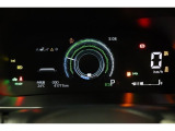 マルチインフォメーションディスプレイ付きのメーターです!エコ運転へ導く多彩な情報を表示してくれます。